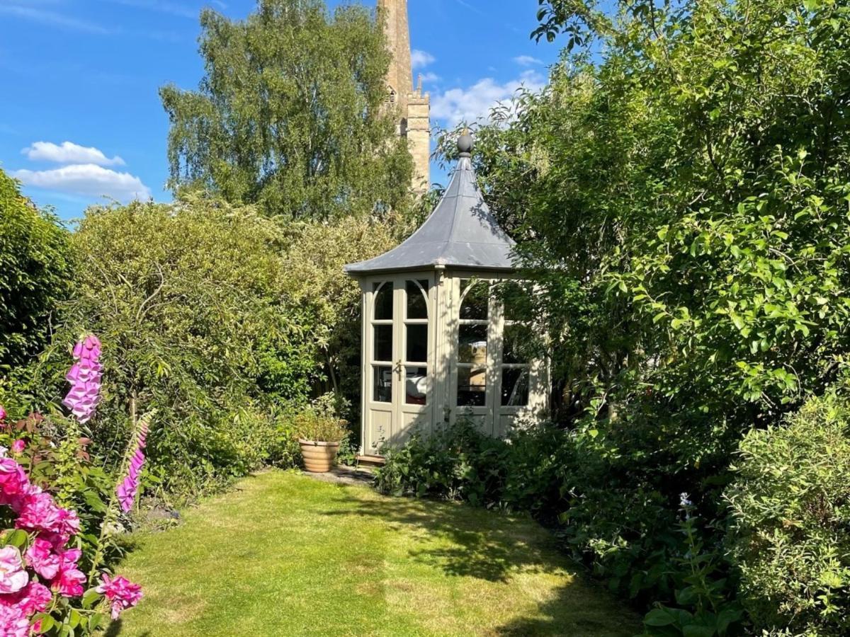 Farthingdales Villa Burford Exterior photo